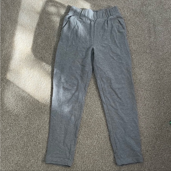 GROUP BY BABATON Rocket XXS/XS grey French terry cropped ankle pants EUC Aritzia - Picture 6 of 12